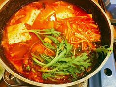 -青瓦餐厅·生鱼片·韩园烤肉(西塔店)