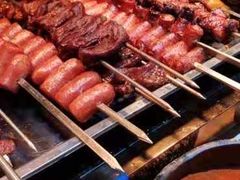 -锤头鲨毛肚海鲜烤肉自助餐厅(国购广场店)