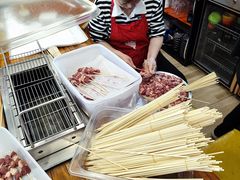-哈尔滨小酒馆·鲜肉现穿自助烧烤(康新花园店)