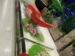 -四囍码头海鲜烧烤自助火锅(外滩南京东路悦荟广场店)