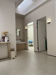 -比华利美容医院