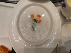 -香山湖家家宴(中山陵店)