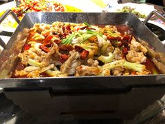 炭火牛蛙-饭桌故事·血鸭湘(荣宝华店)