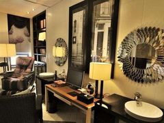 -喜鹊愉家酒店(郑州曼哈顿博览中心地铁站店)