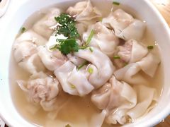 虾仁大馄饨-南城香·饭香串香馄饨香(赵公口店)