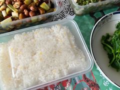 -兔行天下-鸿鹤鲜锅兔(中海国际店)