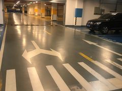 -尚浦商务中心-地下停车场