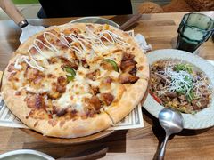 -Dragon Pizza•圆脸龙披萨·牛排餐厅