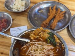 -柳州肥姨妈大骨螺蛳粉(江宁万达店)