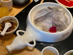 憨石匠鲜毛肚-潘小辣鲜肉老火锅