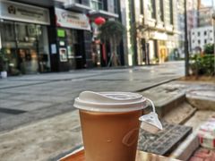 -Line 咖啡(石厦花园店)