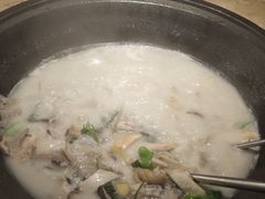 -陈大锅·岳阳鱼馆·地道岳阳菜(美食街店)