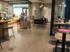 -星巴克臻选(郑州中原万达店)