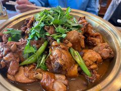 花轿大公鸡-那家老院子东北菜·饺子·小鸡炖蘑菇(艳华街店)