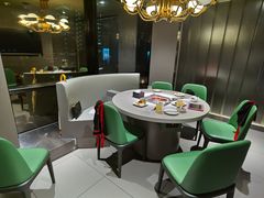 -海底捞火锅 (利舞台广场店)