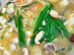 -姚记抚仙湖石锅鱼庄