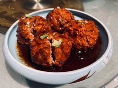 鸭黄狮子头-梅飞酒家(桑园路店)
