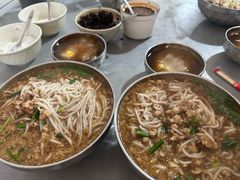 -正宗杨记普洱酸醋米线(总店)