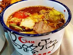 -马路牙子烧烤音乐酒馆(望京店)