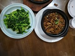 -临街徽菜馆·正宗黄山味