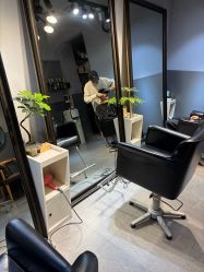 -G.O.T salon