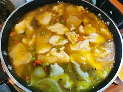 -有红鸡毛店·川菜(建设路店)