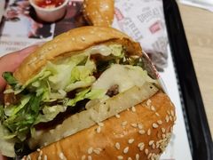 -The Habit Burger Grill 哈比特汉堡(复兴soho店)