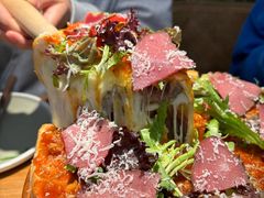 -Dragon Pizza•圆脸龙披萨·牛排餐厅