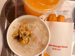 -麦当劳(上海虹桥站30B检票口楼上)