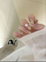 -赢韵美甲美睫瑞士净斑中心