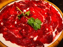 现切黄牛肉-一斗火锅·招财羊毛肚(北温泉九号店)