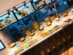 自助取餐区-小渔船渔家传统菜(鲅鱼圈店)
