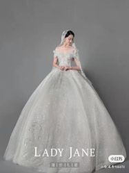 -Lady  Jane高端婚纱礼服馆