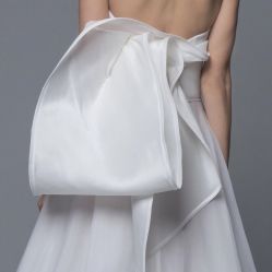点击看大图 -MANLI BRIDAL婚纱