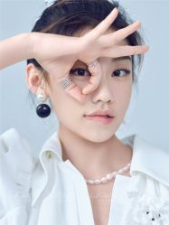 -易摄影婚纱摄影工作室