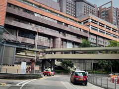 -香港大学