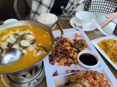 -隔壁老王·家常云南菜(花巷店)