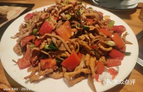 Smoked Bamboo Shoots Stir-Fried with Pork Strips