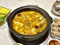 -菌之家·专业纯野生菌火锅·特色炒菌