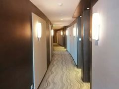 -上海外滩茂悦大酒店