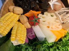 -湊湊火锅·茶憩(新中关购物中心店)