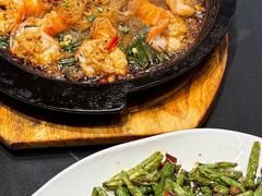 -五谷丰登农家院·地道胶东菜·海鲜烧烤(威海店)