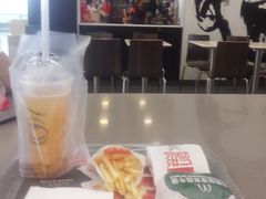 -麦当劳(深圳北站高铁店)