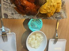 -BHC炸鸡(明洞总店)