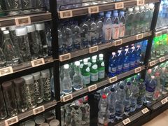 -盒马鲜生(红莲店)