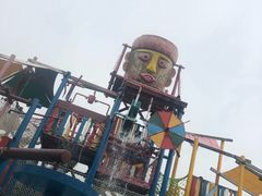 -热带风暴水上乐园