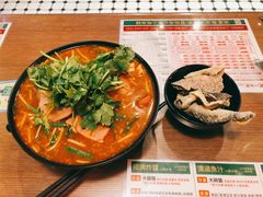 -肥汁米蘭香港米线(定西路店)