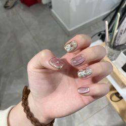-菜菜美甲美睫皮肤管理