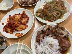 微辣辛辣猪蹄-贤花饭店(城阳店)
