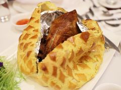 菠萝面包乳鸽-庭园西餐